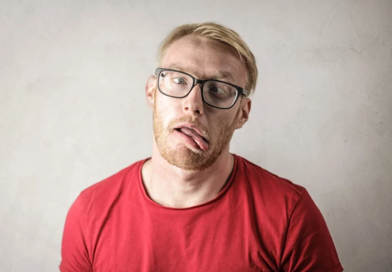 Polacy to analfabeci? Badania szokują!